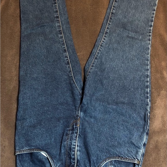 The Ragged Priest High Waist Distressed Hem Cropped Jeans - Picture 4 of 6